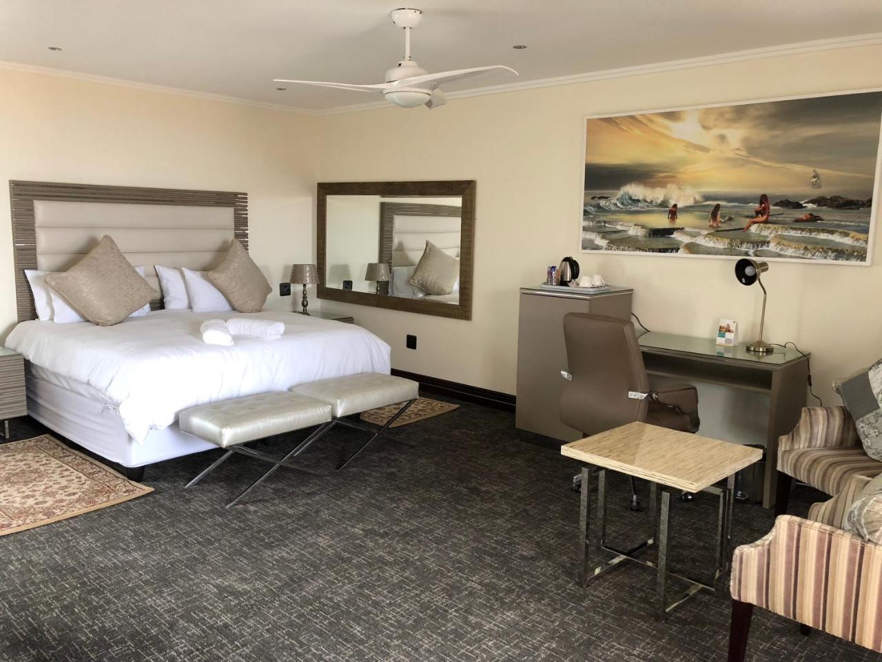 Coral Beach Bed & Breakfast Източен Лондон Екстериор снимка