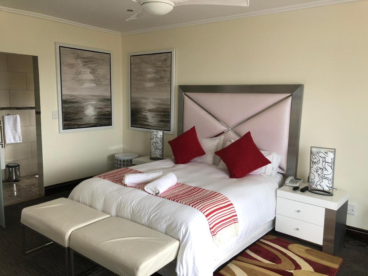 Coral Beach Bed & Breakfast Източен Лондон Екстериор снимка